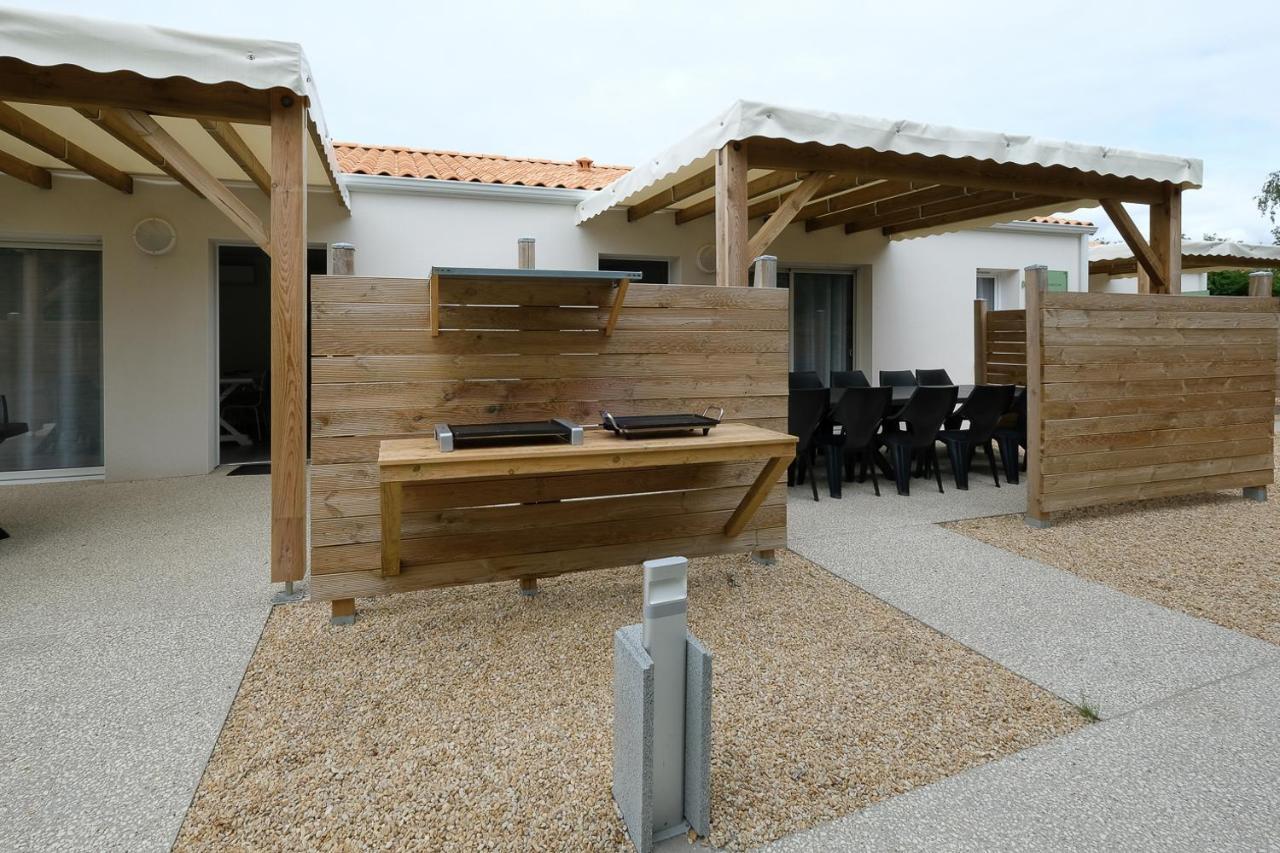 Au Logis Des Muriers Vaire Exterior photo